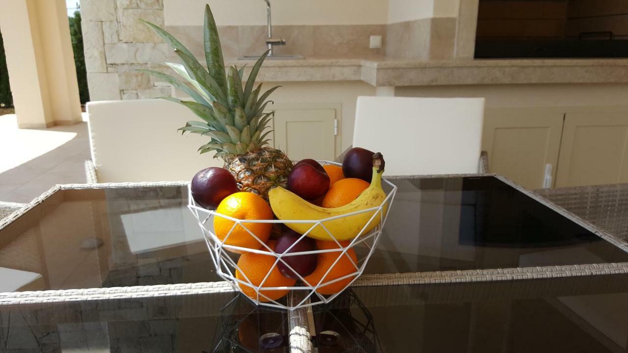 Villa Martina Pinezići Zewnętrze zdjęcie